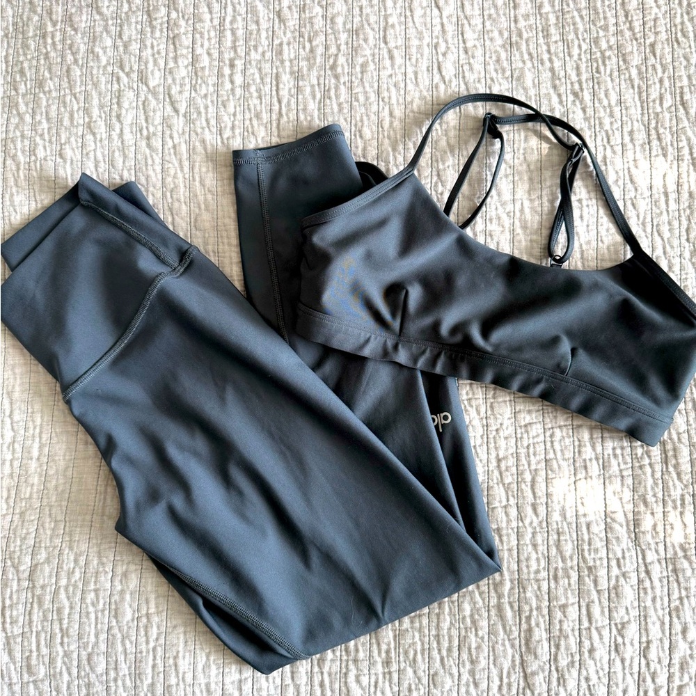 Alo Airlift Anthracite Gray Active Set- Intrigue Sports Bra & Airlift Leggings M